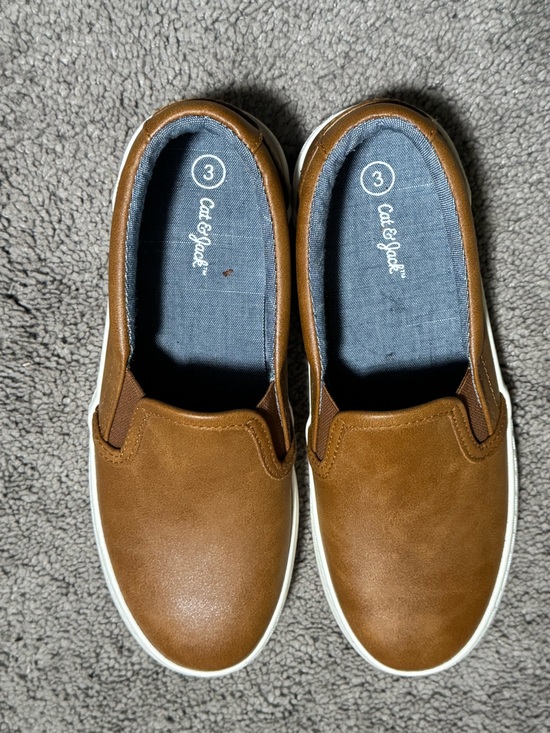 Cat & Jack Other - Cat & Jack Men's Slip-On Loafers in Brown with White Sole